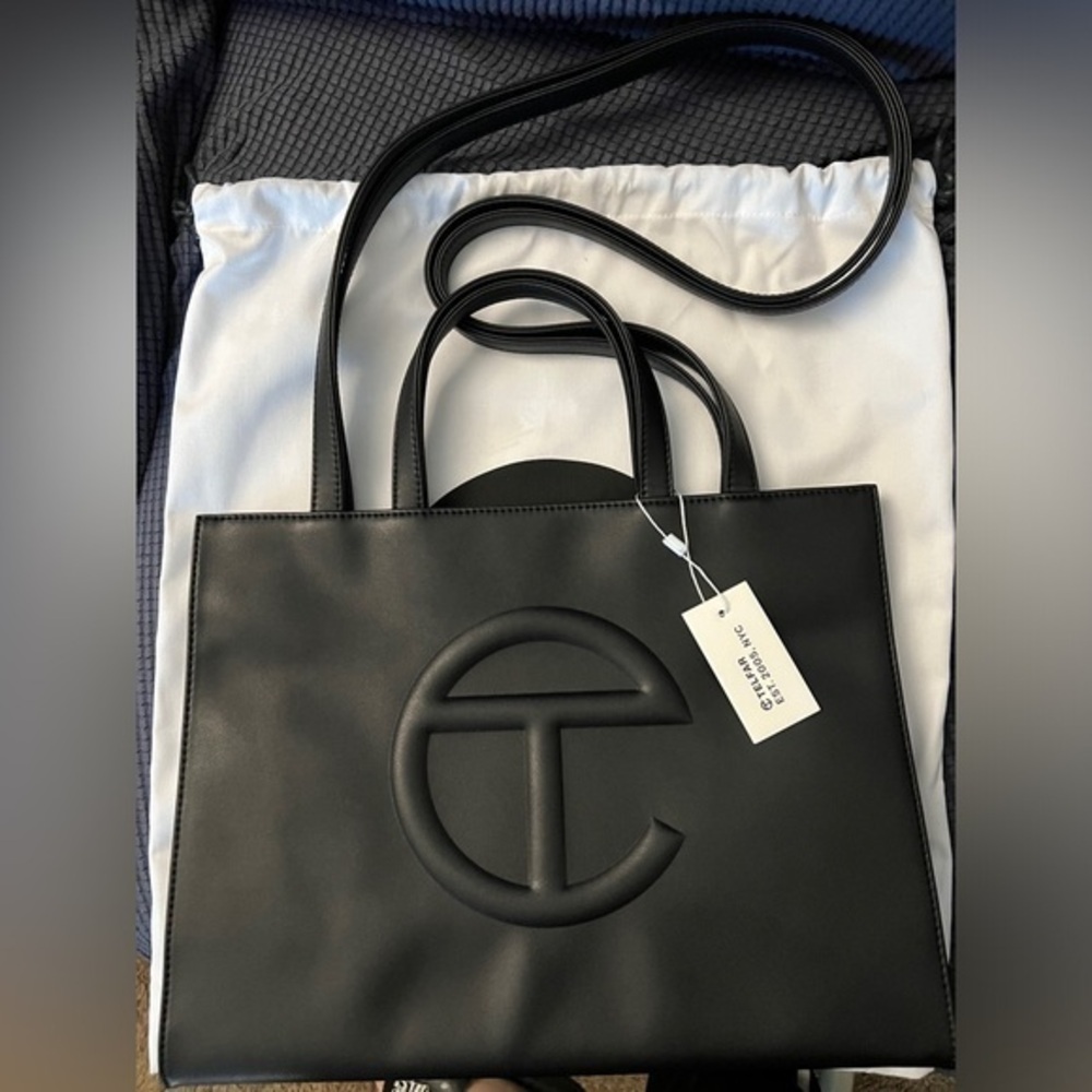Telfar Medium Shopper Shoulder Bag in Black - Trending, Trendy, Unisex